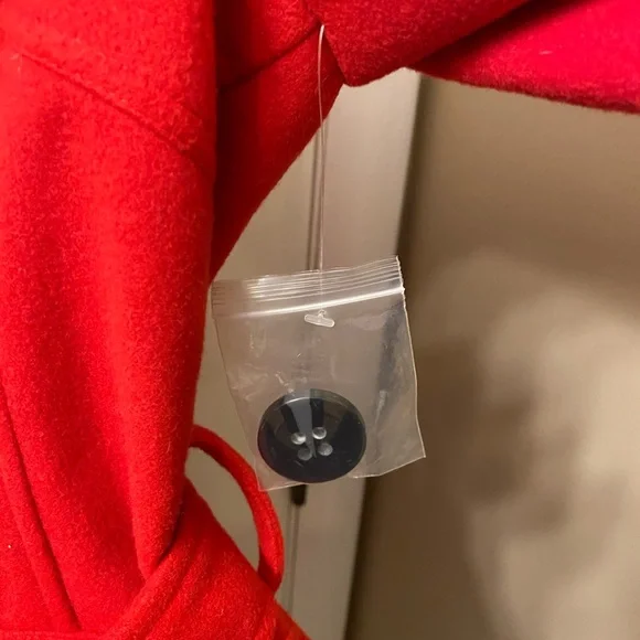 Junior’s Maralyn and Me brand Red Coat - Picture 13 of 16